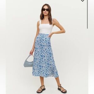 Brand new with tag Reformation Bea skirt size 0